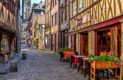 Quartier Vieux Marche-Cathedrale Apartment | Savonnerie Cathédrale : 2 suites avec ascenseur proche Cathédrale !