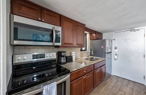 Myrtle Beach Condo | Savoy 303 @ Grand Cayman Resort - 1 Bedroom Ocean Front Condo: pools, hot tubs, lazy river