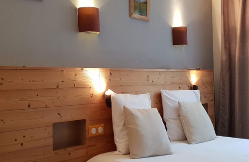 Saint-Michel-de-Maurienne Hotel | Savoy Hotel