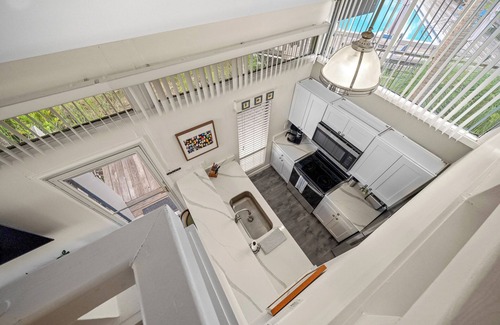 Crystal River House | Sawgrass Oasis Poolside, Waterfront Condo