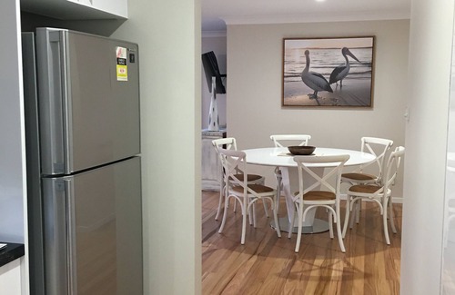 Sawtell Villa | Sawtell Seaside Villas A Location Location! 2 bedroom 2 bathroom