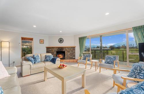 Wanaka House | Scaife Place Lodge - Wanaka Holiday Home