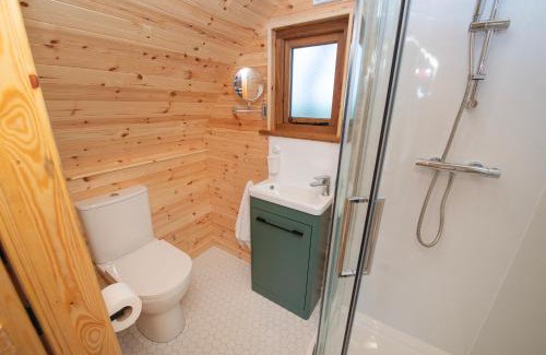 Muston Other | Scandi Glamping Pod - Presence