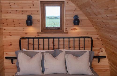 Muston Other | Scandi Glamping Pod - Presence