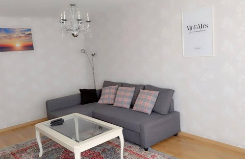 Orebro Apartment | Scandi-Modern Getaway Near park