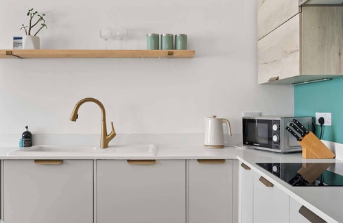 Maenporth Apartment | Scandi Style Apartment in Central Falmouth