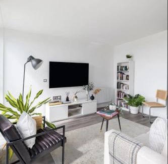 Stratford Apartment | Scandi Style Flat in London with Private Terrace
