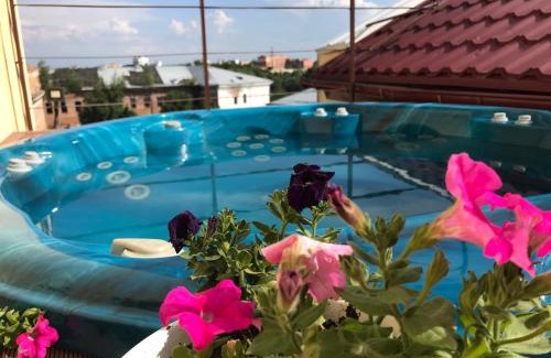 Sukhinovka Apartment | Scandik Apartment Terrace