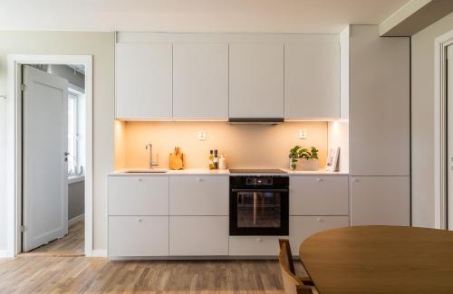Oslo Apartment | Scandinavian apartment with 2 bedrooms and terrasse - close to Storo Storsenter and all public transport