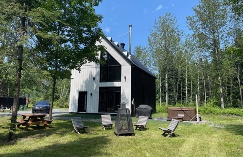Marsoui Ski Chalet | Scandinavian Chalet situated in the Chic-Choc Mountains, Gaspésie
