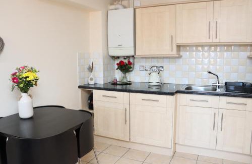 Worcester Apartment | Scandinavian City Centre Apartment