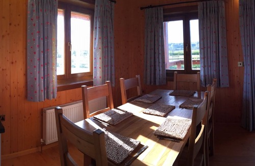 Devizes Ski Chalet | Scandinavian style chalet on a working farm in the heart of Wiltshire