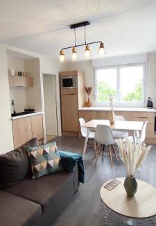 Saint-Priest Apartment | Scandy Appart - T2 cosy tout confort - Clim Parking Balcon Vue