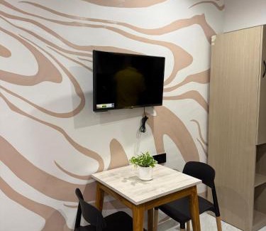 Koregaon Park Apartment | Scarlet Studio Room Luxe Lane5 Koregaon Park WiFi AC