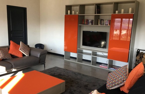 Montmeyran House | Scarlett Loft with luxurious interiors and private spa