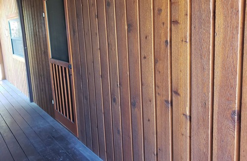 Enterprise House | Scenic 1BR : Mountain view