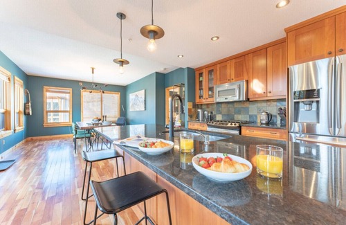 Canmore Apartment | Scenic Bliss Penthouse | Prime Location