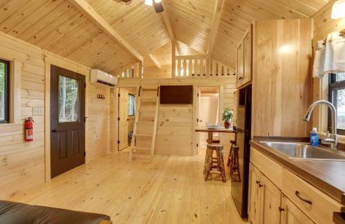 Cowanesque House | Scenic Deck and Grill Middlebury Center Retreat!
