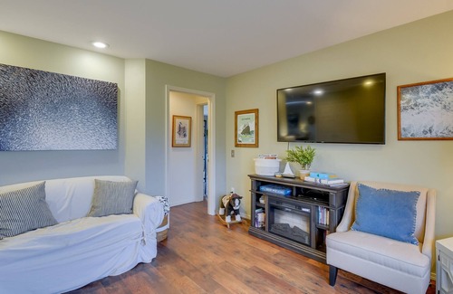 Port Angeles House | Scenic Family Farmhouse Outside Port Angeles!