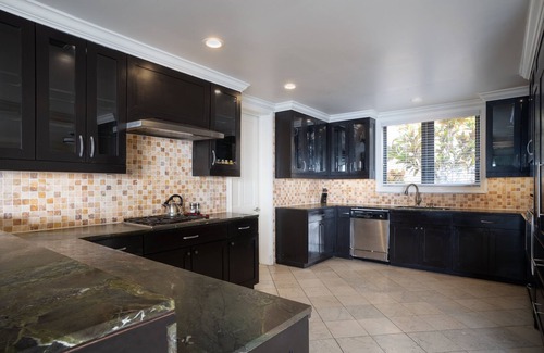 Scrub Island Apartment | Scenic Family Haven Near Shallow Beach, Snorkeling and Nature Trails