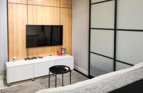 Kuala Lumpur Apartment | Scenic Living Homestay Studio
