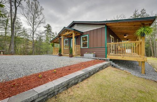 Murphy House | Scenic Murphy Cabin with Hot Tub, Fire Pit and Views