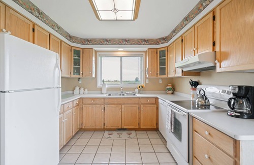 Niagara-on-the-Lake Other | Scenic Niagara Vineyard Farm Home for up to 9ppl