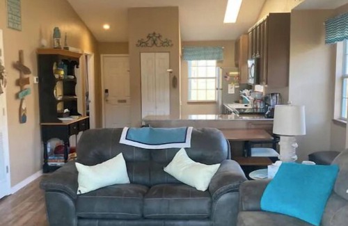 Indian Point Condo | Scenic/Private/Table Rock Lake/<5min to SDC/Beautiful/Fun!