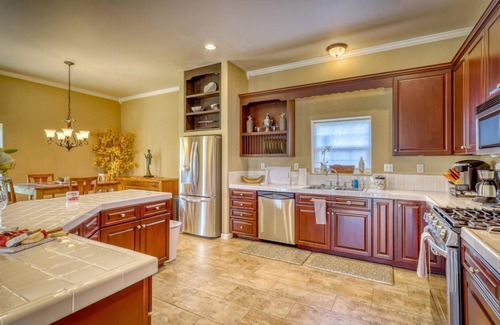 Loma Linda House | Scenic Sanctuary: Monthly Stay, Spectacular Mtn View, Gas Firepit, 10 Min to Downtown Pagosa Springs
