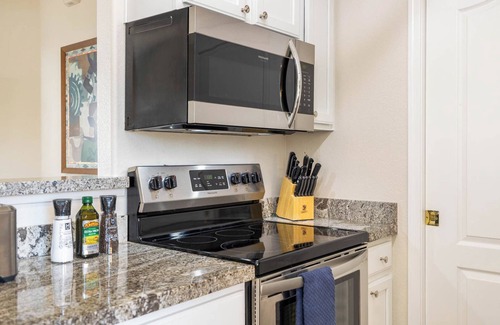 Fort McDowell Condo | Scenic Snowbird Nest w/Heated Pool and Hot Tub!