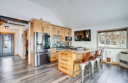 Big Lake House | Scenic Waterfront Big Lake Home: Fish, Boat, Sled!