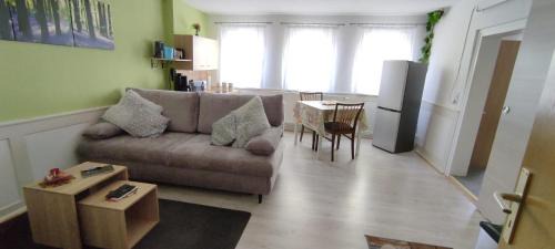 Sulz am Neckar Apartment | Schöne 2 Zimmer Wohnung mit separatem Eingang in Sulz Bergfelden bis 4 Personen