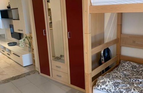 Vira Apartment | Schöne Ferienwohnung 36 ViraLago mit Privatstrand