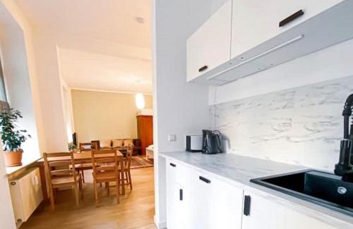 Plagwitz Apartment | Schöne Ferienwohnung in Plagwitz nahe Karl-Heine-Straße -Netflix, WLAN, Waschmaschinet