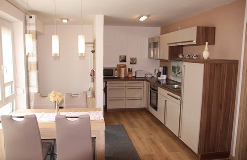 Zandt Apartment | Schöne FeWo (44qm) zentral gelegen mit Garten vor der Tür