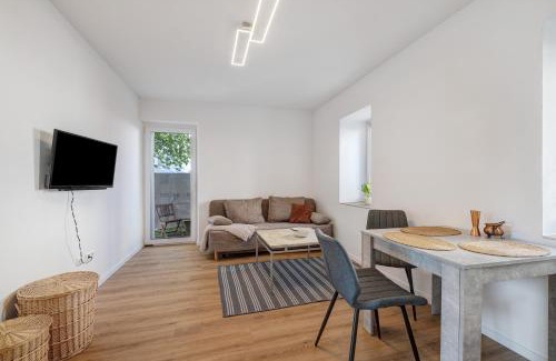 Ebingen Apartment | Schöne Gartenwohnung, modern, W-Lan