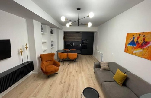 Saburtalo Apartment | Schöne Moderne Wohnung
