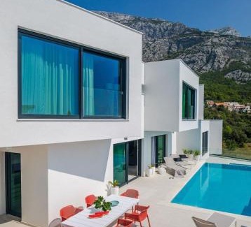 Veliko Brdo House | Schöne Villa Zvizdan Mit Infinity Pool