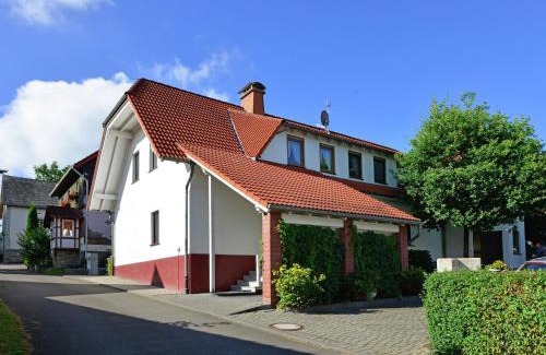 Eimelrod Apartment | Schönes Apartment in Eimelrod in Waldnähe, cleaning included