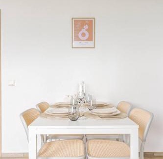 Neuehrenfeld Apartment | Schönes Apartment mit Parkplatz & 24h CheckIn 2