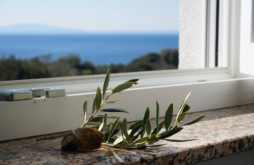Jakisnica House | Schönes Ferienhaus mit Pool an der Adria