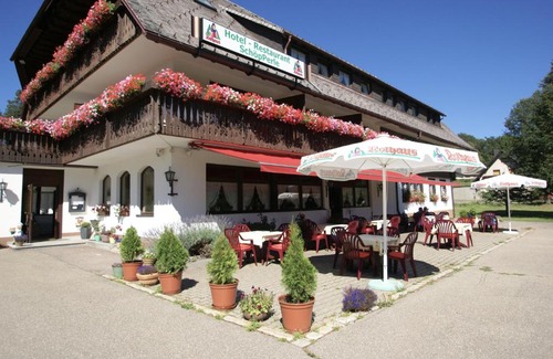 Haeusern Hotel | SchöpPerle
