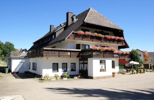 Haeusern Hotel | SchöpPerle