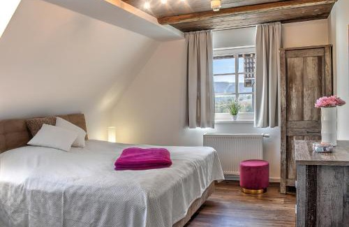 Bad Berneck im Fichtelgebirge Bed & Breakfast | Schloß Falkenhaus