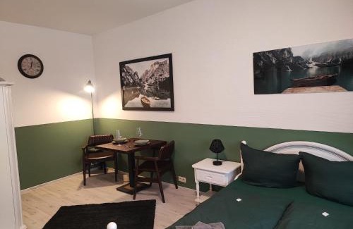 Cottbus Apartment | SchaeBu! Apartment 6 Altmarkt im Grünen