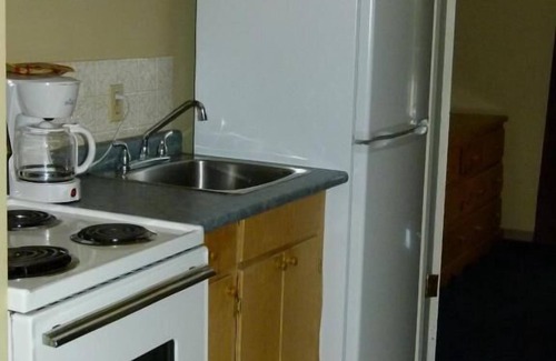 Vernon Hotel | Schell Motel
