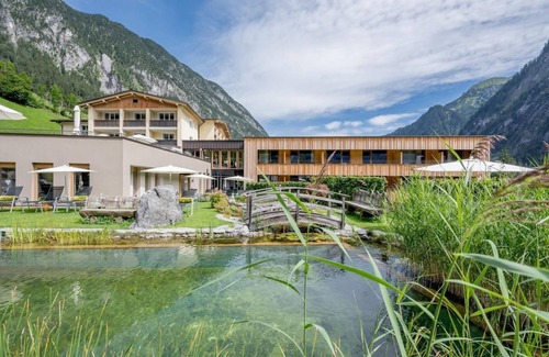 Brand House | Schesaplana 3-6 days - Alpenhotel Zimba