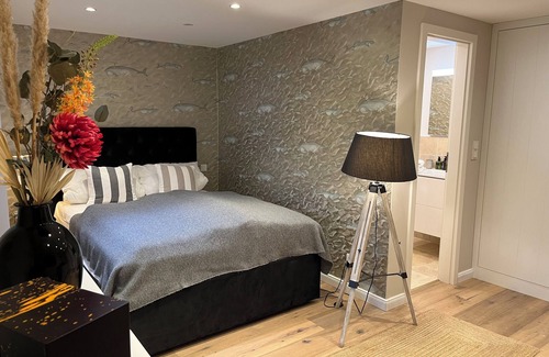 Kleinmorsum Apartment | Schickes Kleines 1-zimmer-appartement im Erdgeschoss. 24qm für 2 Personen
