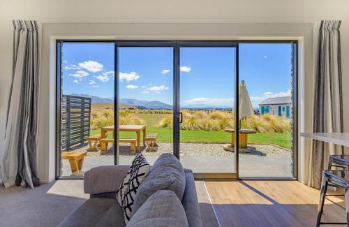 Twizel House | Schist Cabin