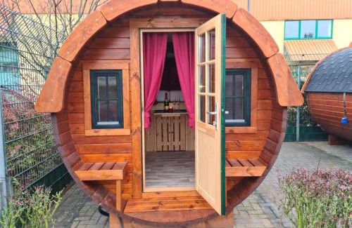 Rees Other | Schlaffass Holzfass im Banjapark Rees ohne Banja Sauna